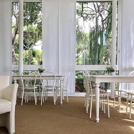 Hotell Aparthotelharvey Lido di Jesolo