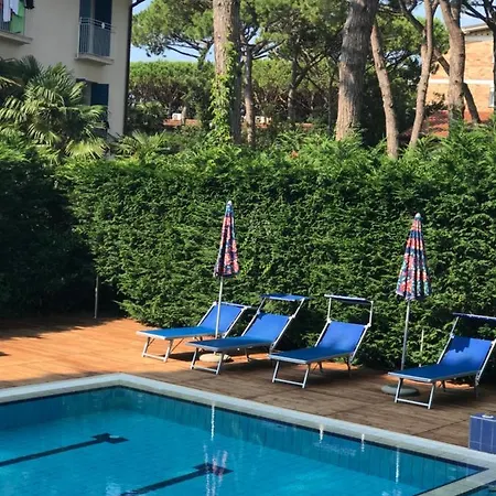 Hotel Harvey &